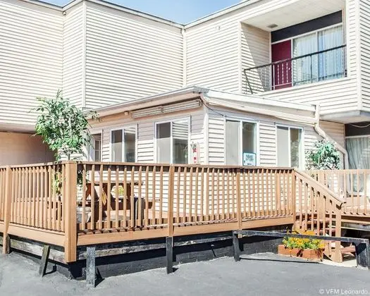 Econo Lodge Stroudsburg Area
