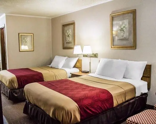 Econo Lodge Wooster Area