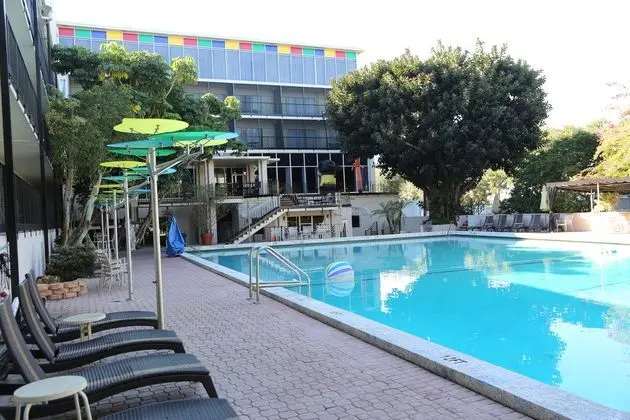 Econolodge Winter Haven - Havuz