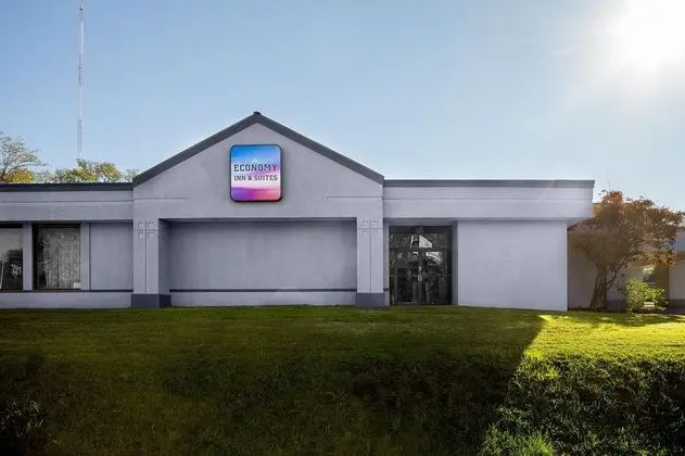 Economy Inn and Suites