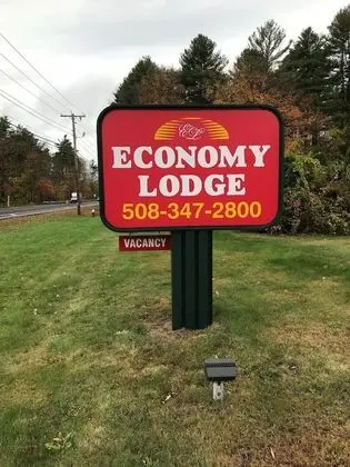 Economy Lodge - Dış Mekan