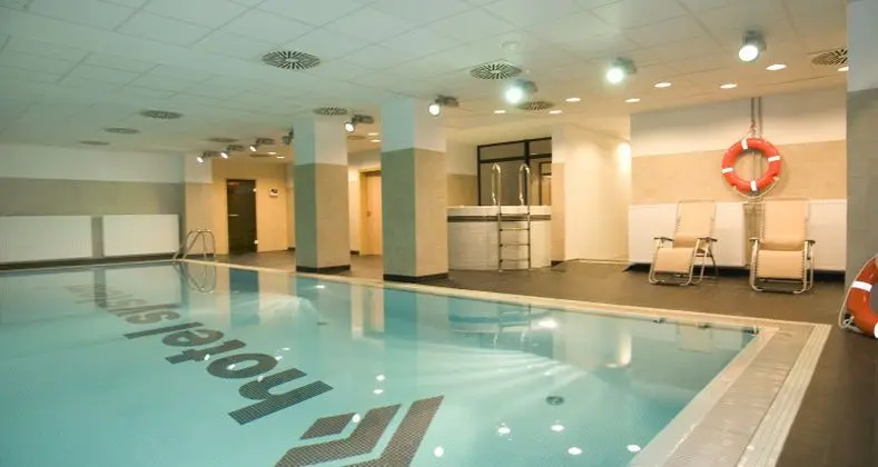 Economy Silesian Hotel - Havuz