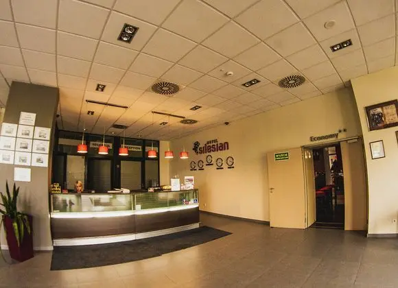 Economy Silesian Hotel - Lobi