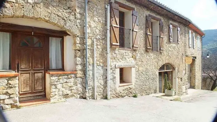 Écurie De Cucugnan. Chambres d'hotes - Dış Mekan
