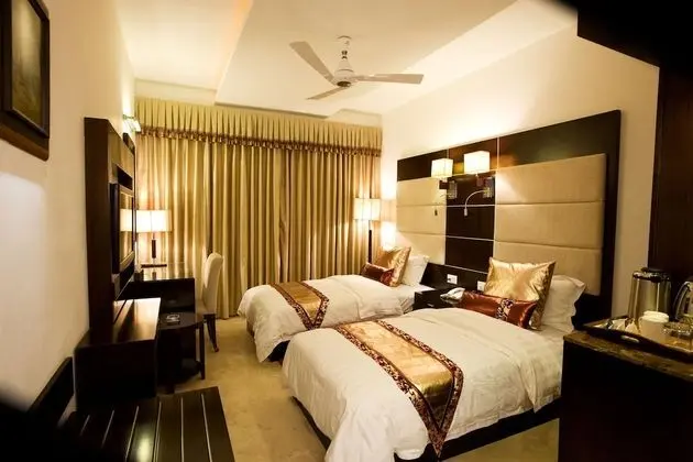 Eddison Hotel