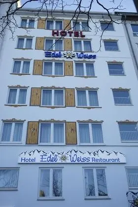 Edel Weiss Hotel und Restaurant - Dış Mekan
