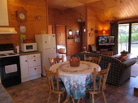 Edelweiss Cottage B&B - Mutfak