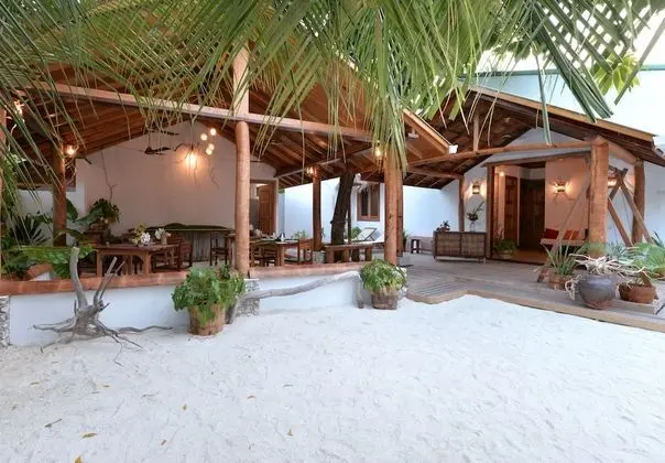Eden BAANI Lodge