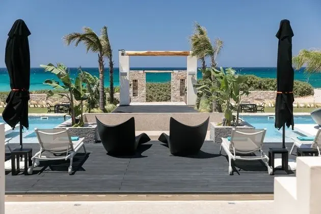 Eden Beachfront Residences & Suites - Dış Mekan