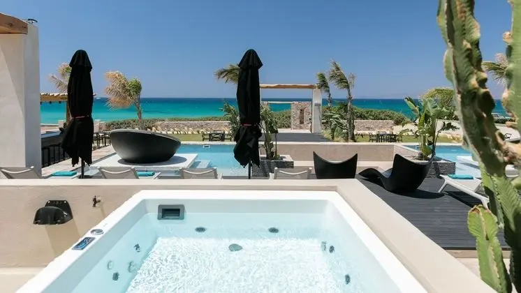 Eden Beachfront Residences & Suites - Spa