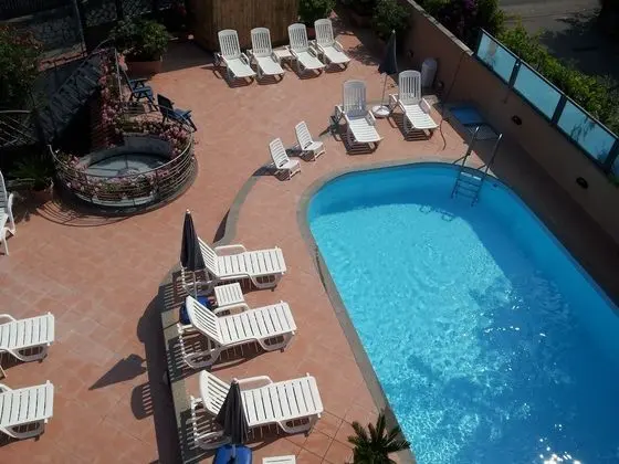 Hotel Eden Bleu - Havuz