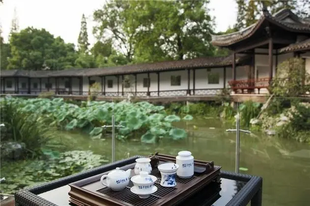 Eden Clubhouse