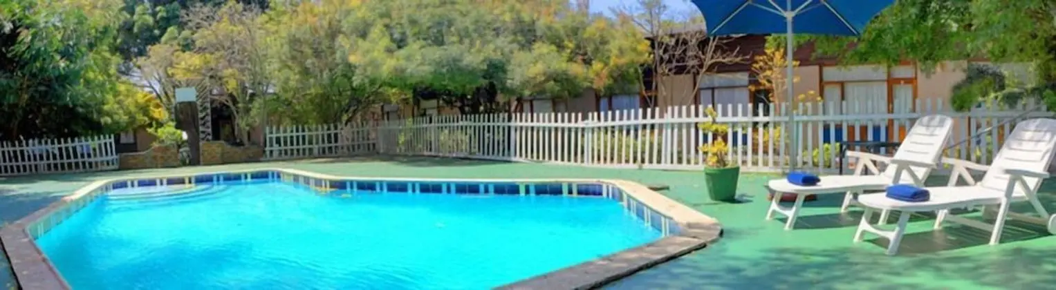 Eden Country Inn - Havuz