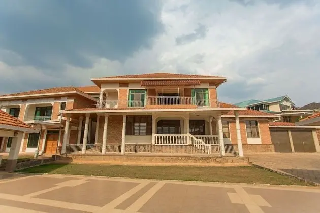 Eden Escape Apartments