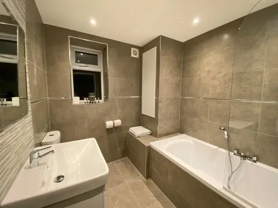 Eden Escapes Serviced Apartments - Banyo Tipleri
