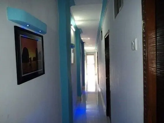 Eden Guest House & Dormitory - Hostel