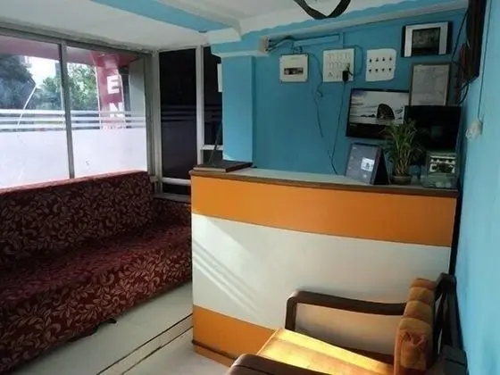 Eden Guest House & Dormitory - Hostel - Lobi