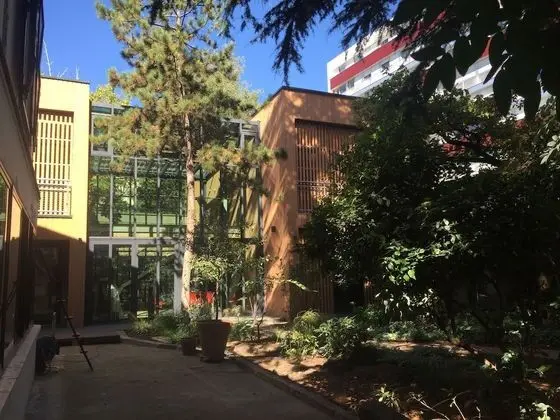 Eden Lodge Paris - Dış Mekan