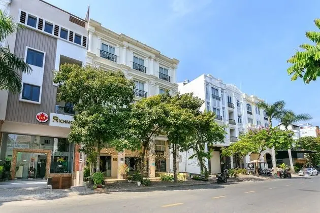 Eden Park Saigon Hotel