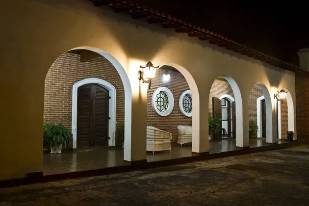 Eden Park Hotel