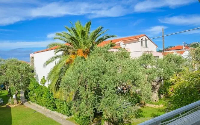 Villa Eden