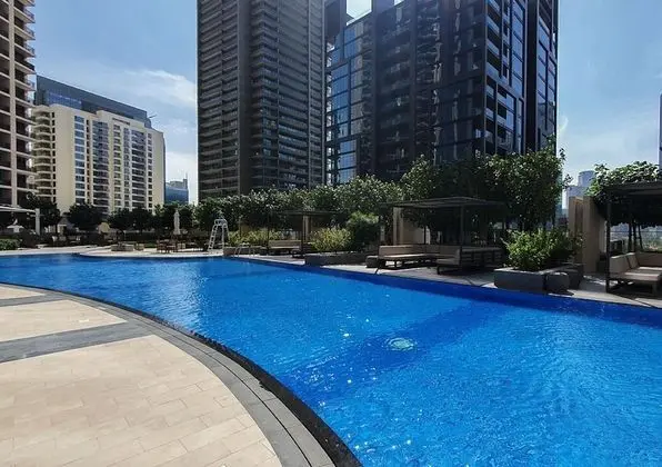 Eden's Dubai - BLVD Heights - Havuz