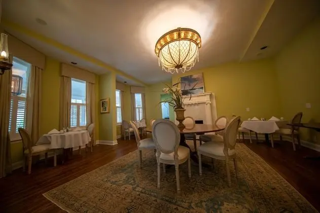 The Edenton Collection-The Granville Queen Inn - İç Mekan