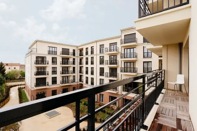 Edgar Suites Châtillon