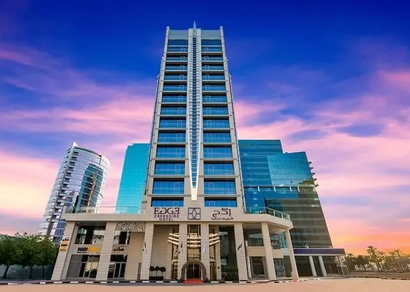 Edge Creekside Hotel - Dış Mekan