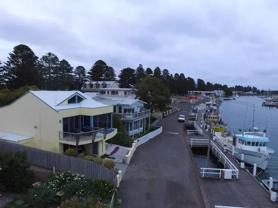 Edge17 Port Fairy Wharf - Genel