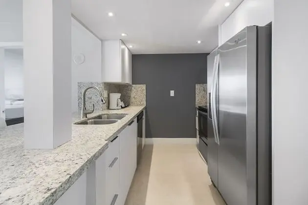 Edgewater Hideaway Minutes to Brickell - Mutfak