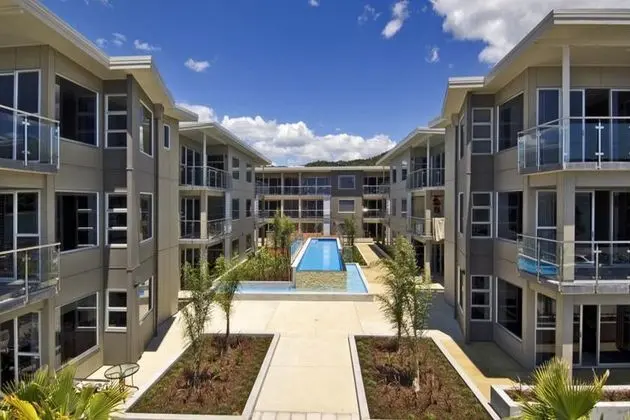 Edgewater Palms Apartments