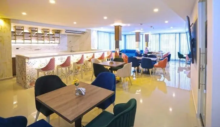 Edificio Casa Tabor - Yerinde Yemek