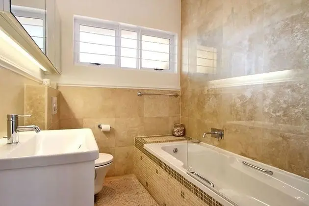Edinburgh Court - Banyo Tipleri