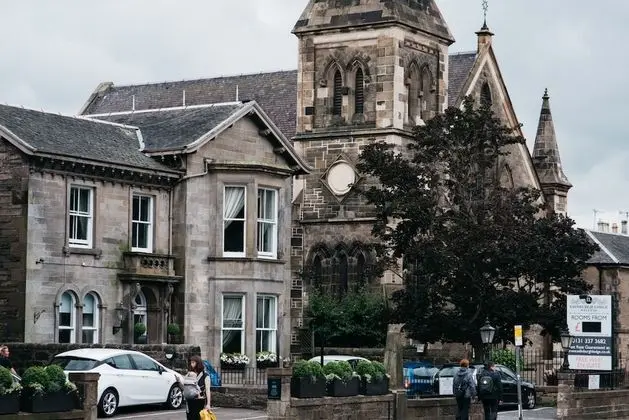 The Edinburgh Lodge - Dış Mekan