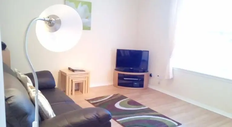 Edinburgh Palace Apartment