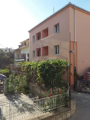 Edvard - Garden Terrace - Sa1- Zeleni - Dış Mekan