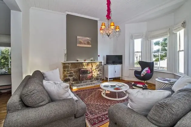 Edwardian Town House - Öne Çıkan Resim