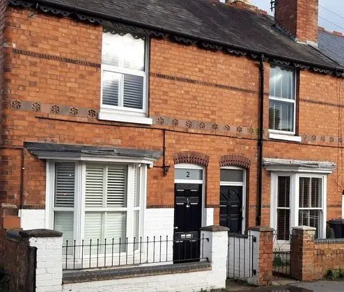 Edwards Cottage - Grove Road Cottages