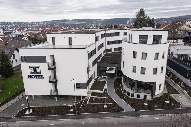 EE Hotel - Dış Mekan