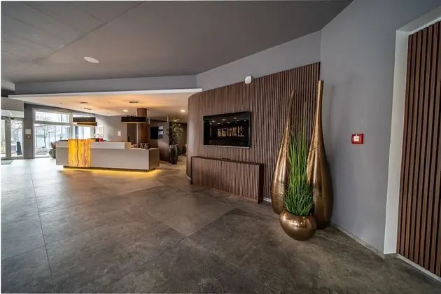 EE Hotel - İç Mekan