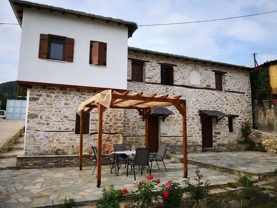 Effrosini Stonehouse Portaria - Öne Çıkan Resim