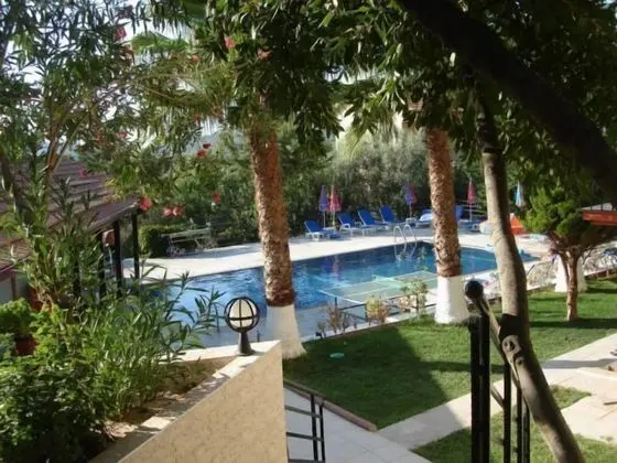 Eftelya Apart Otel - Havuz