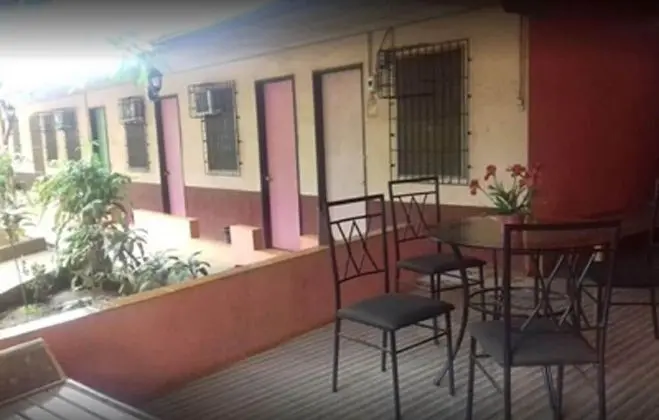EG Rusiana Lodging House - Dış Mekanlar