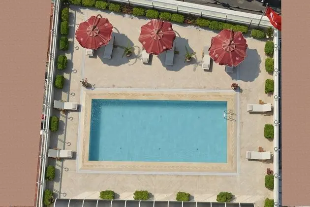 Ege Palas Business Hotel - Dış Mekan