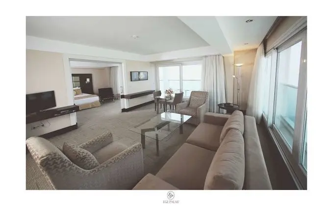 Ege Palas Business Hotel - Oda