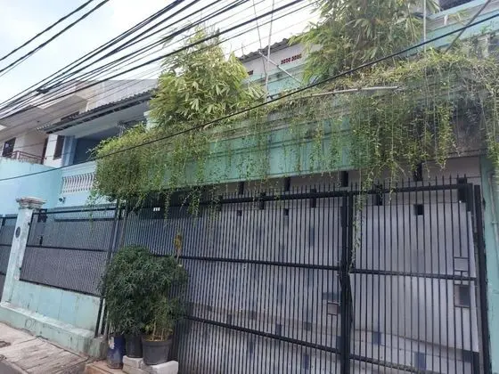Eiffel Residence Petojo - Female Only