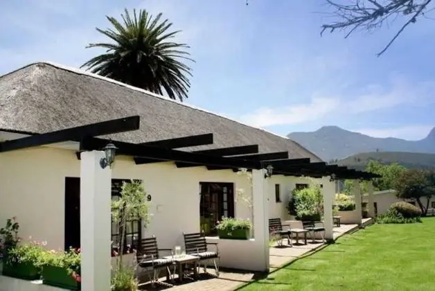 Eight Bells Mountain Inn