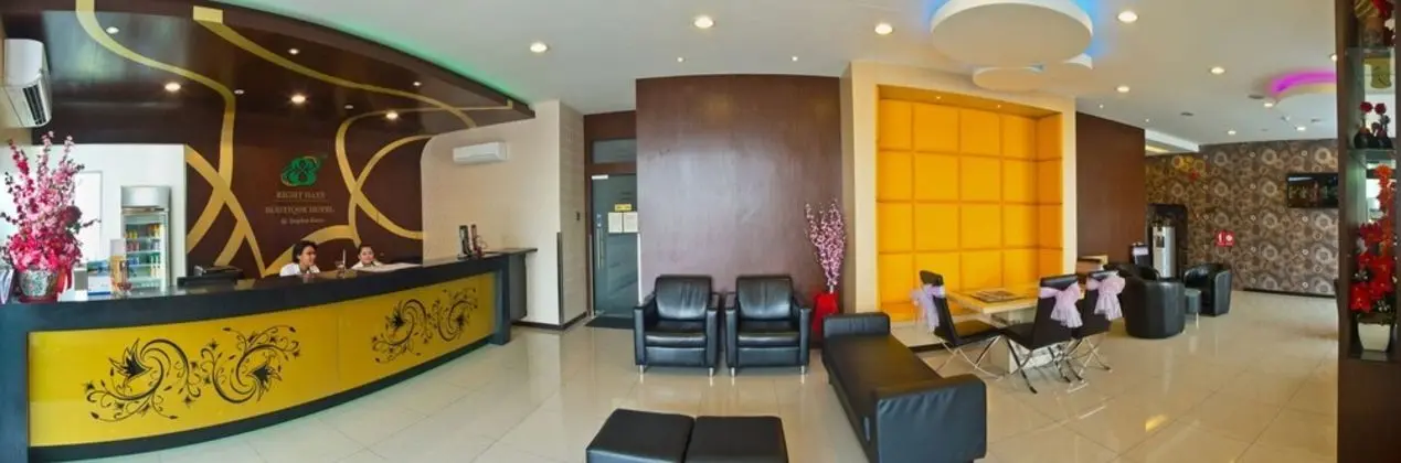 Eight Days Boutique Hotel - Lobi