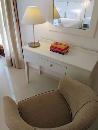 Eight Dimensions Capari Suites Elafonisos - İç Mekan
